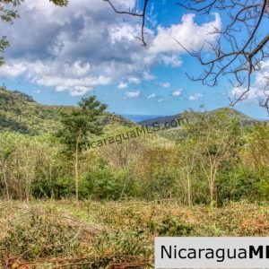 Ocean View with Rolling Acres offers Privacy in Arriba Verde