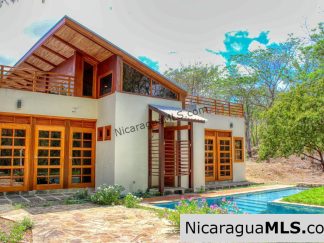 New Modern Home 4.75 acre Eco Estate @ Las Fincas in Escamequita