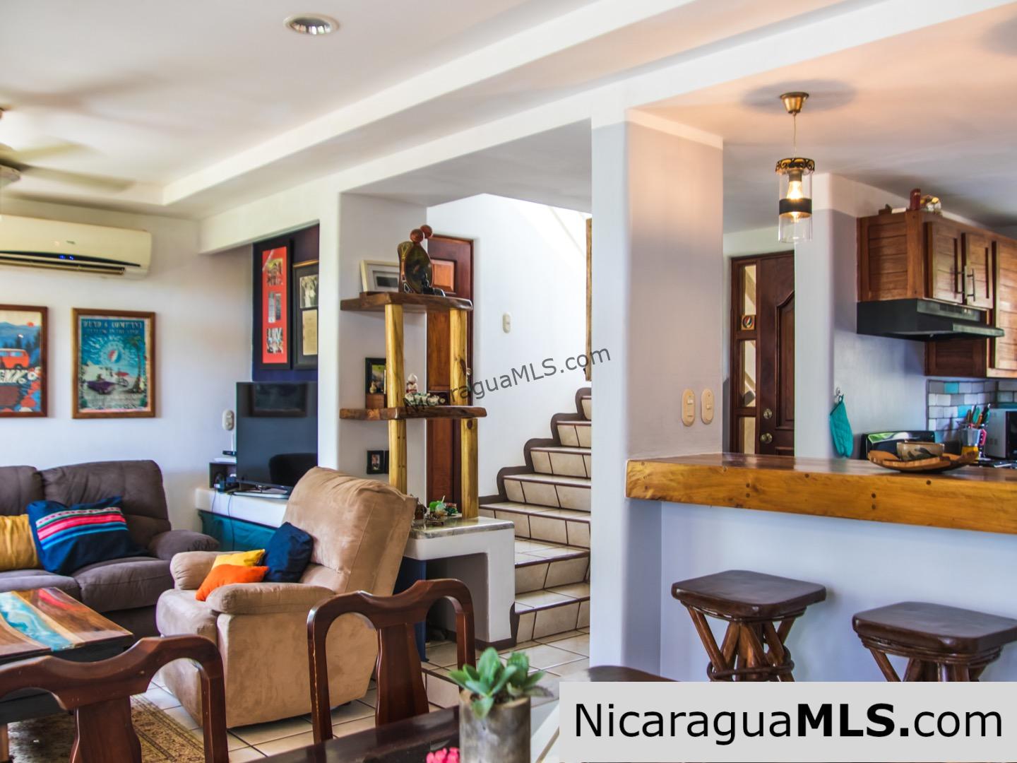 Beautiful Town home within walking distance of San Juan Del Sur and the beach