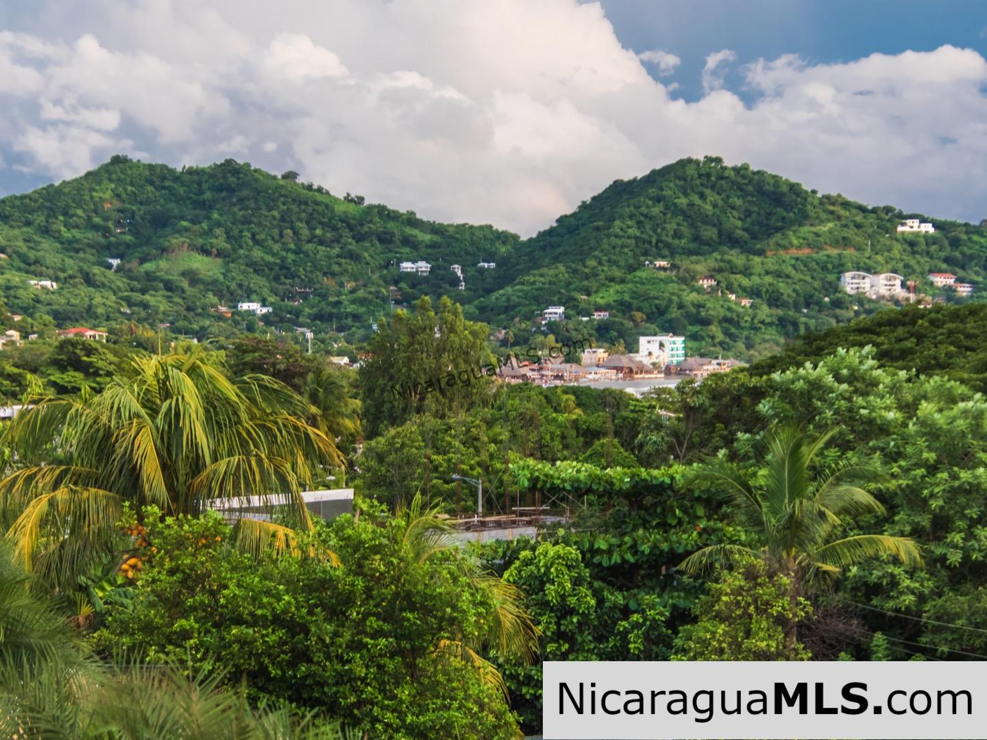 Beautiful Town home within walking distance of San Juan Del Sur and the beach