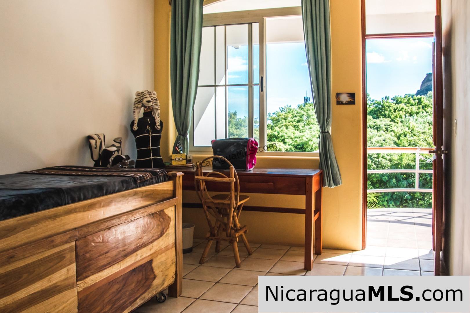 Beautiful Town home within walking distance of San Juan Del Sur and the beach