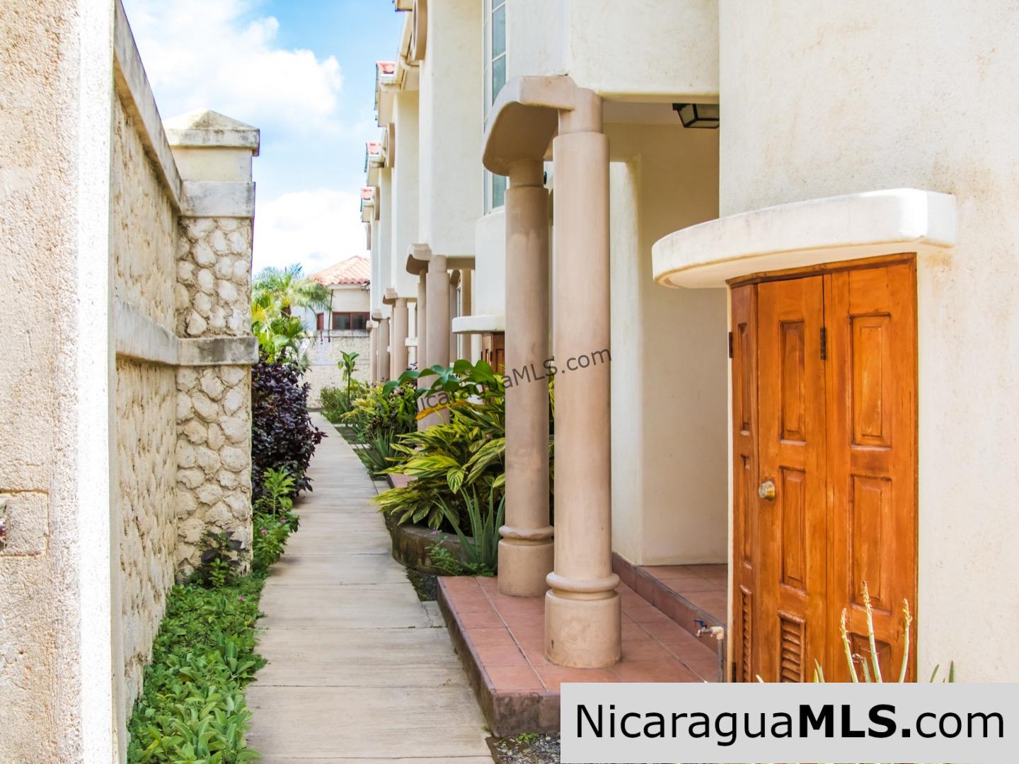 Beautiful Town home within walking distance of San Juan Del Sur and the beach