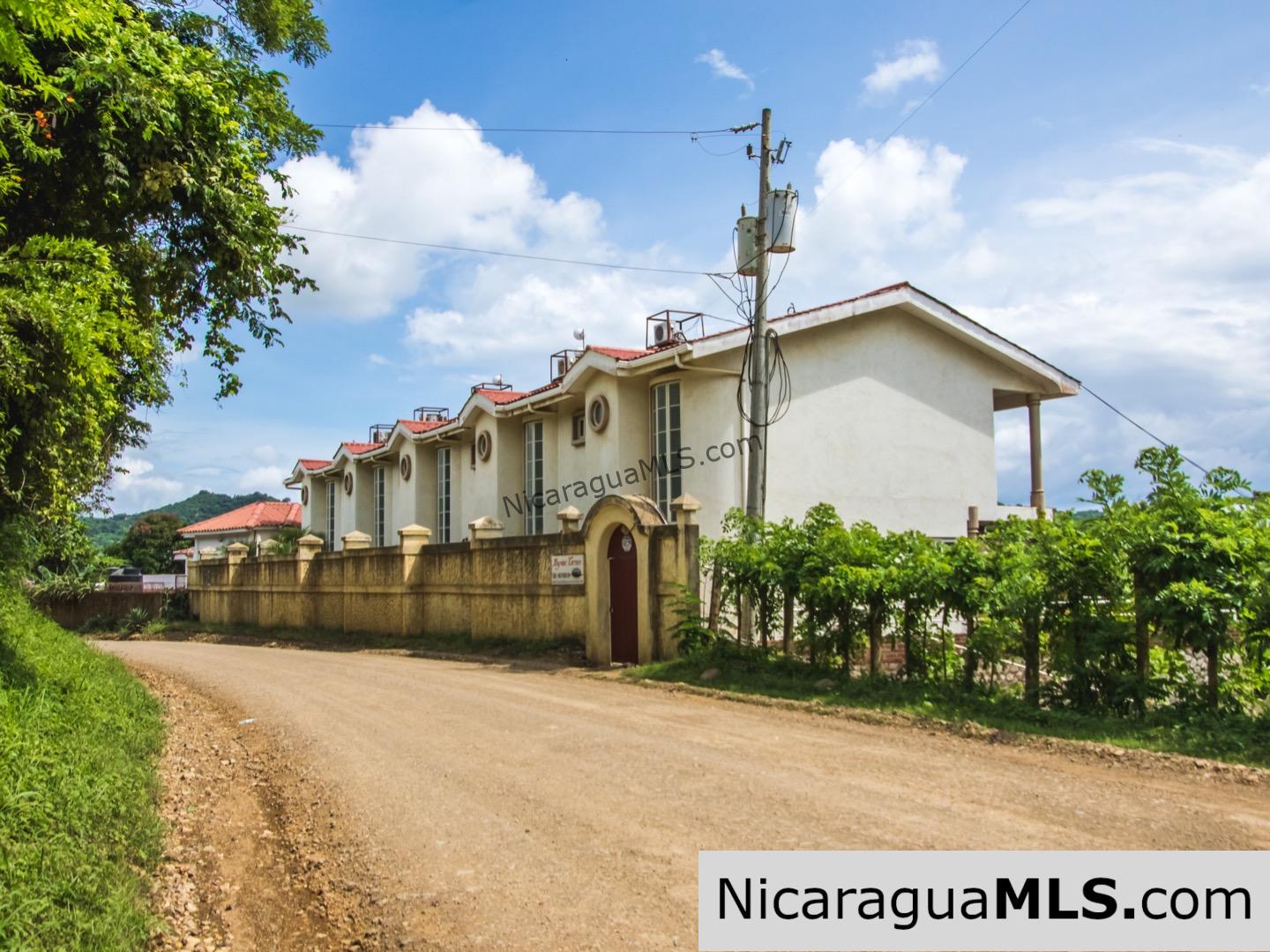 Beautiful Town home within walking distance of San Juan Del Sur and the beach