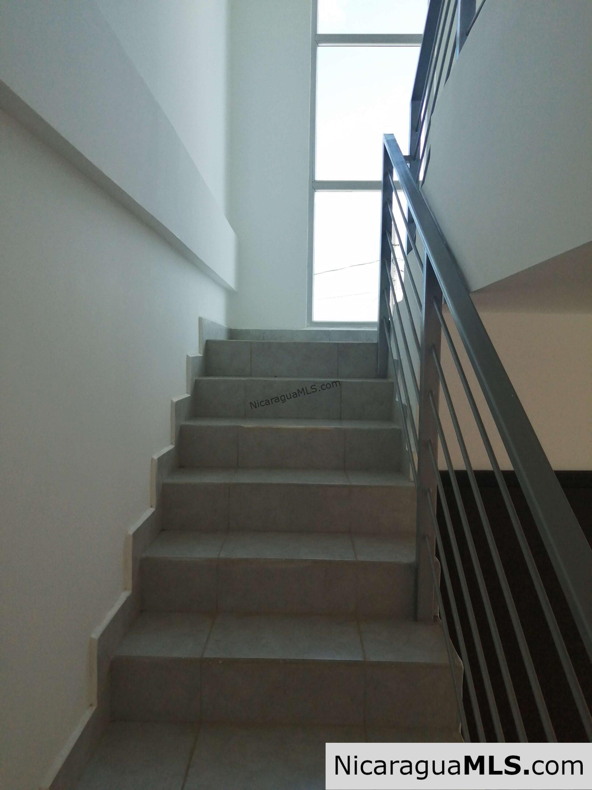 3 bedroom house in Vistas de Miramar neighborhood