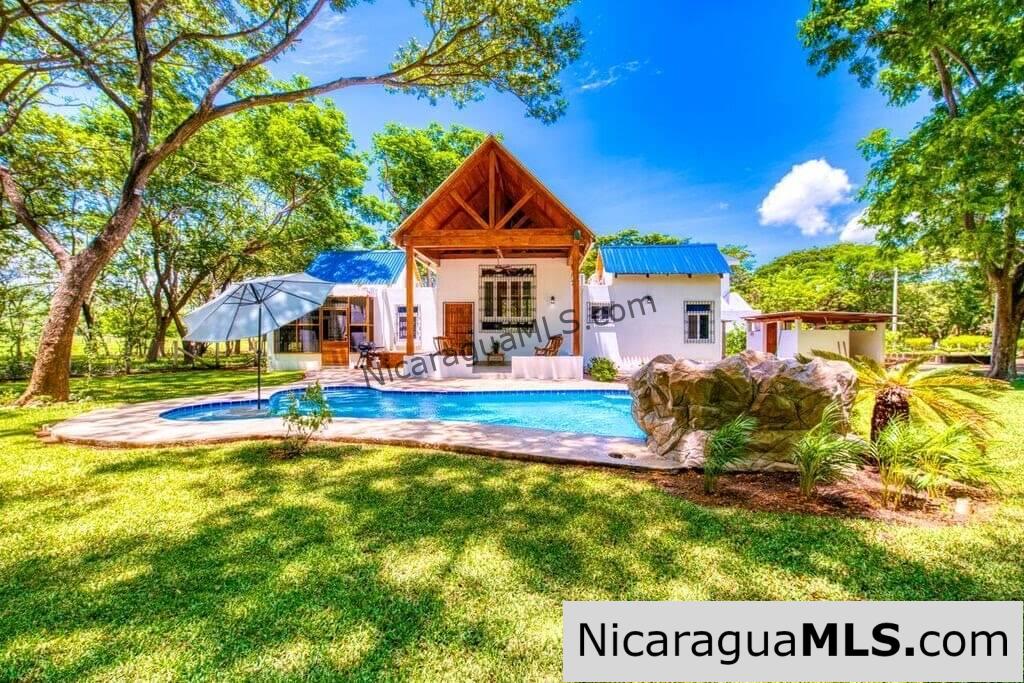 Dream home in a Serene Location Bosques del Mar