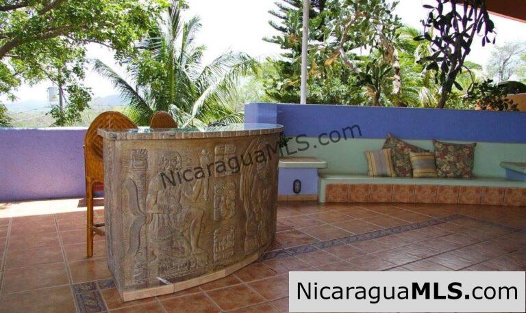 Amazing Oceanfront Oasis: Price Reduced on Casa Morada in Los Miradores!