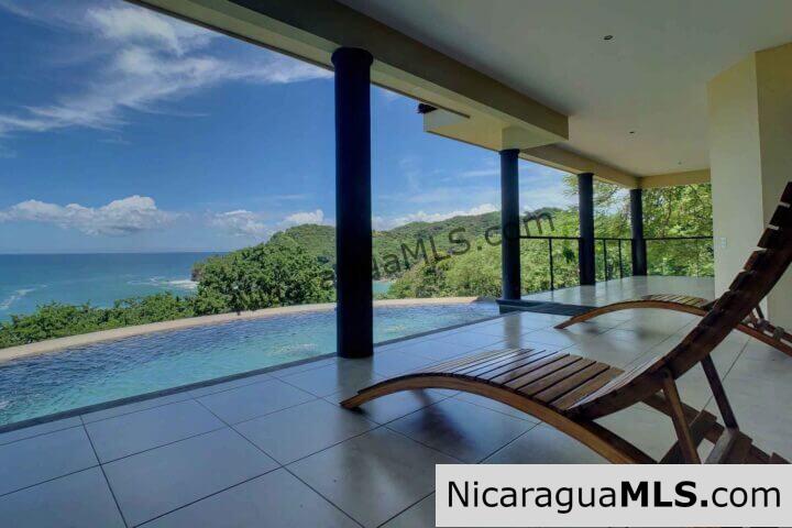 Casa Travista in Paradise Bay