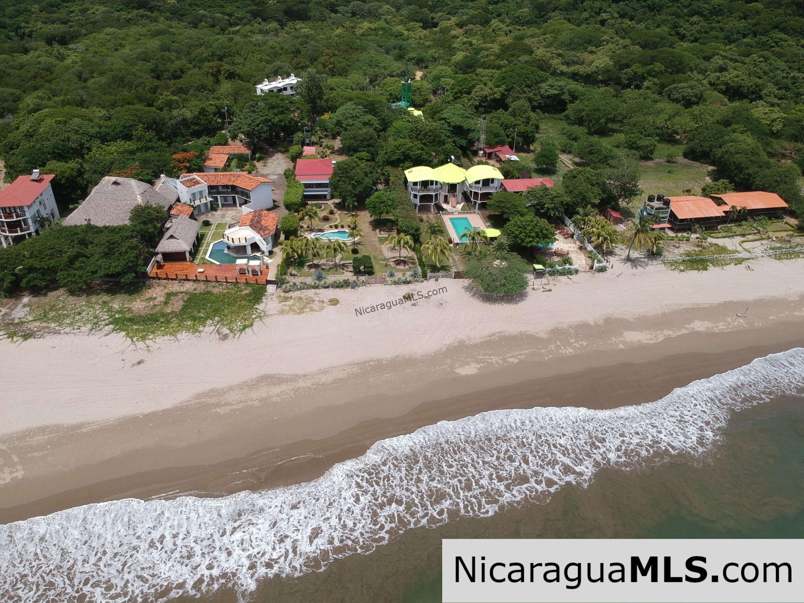 Beach Front House in Playa Marsella