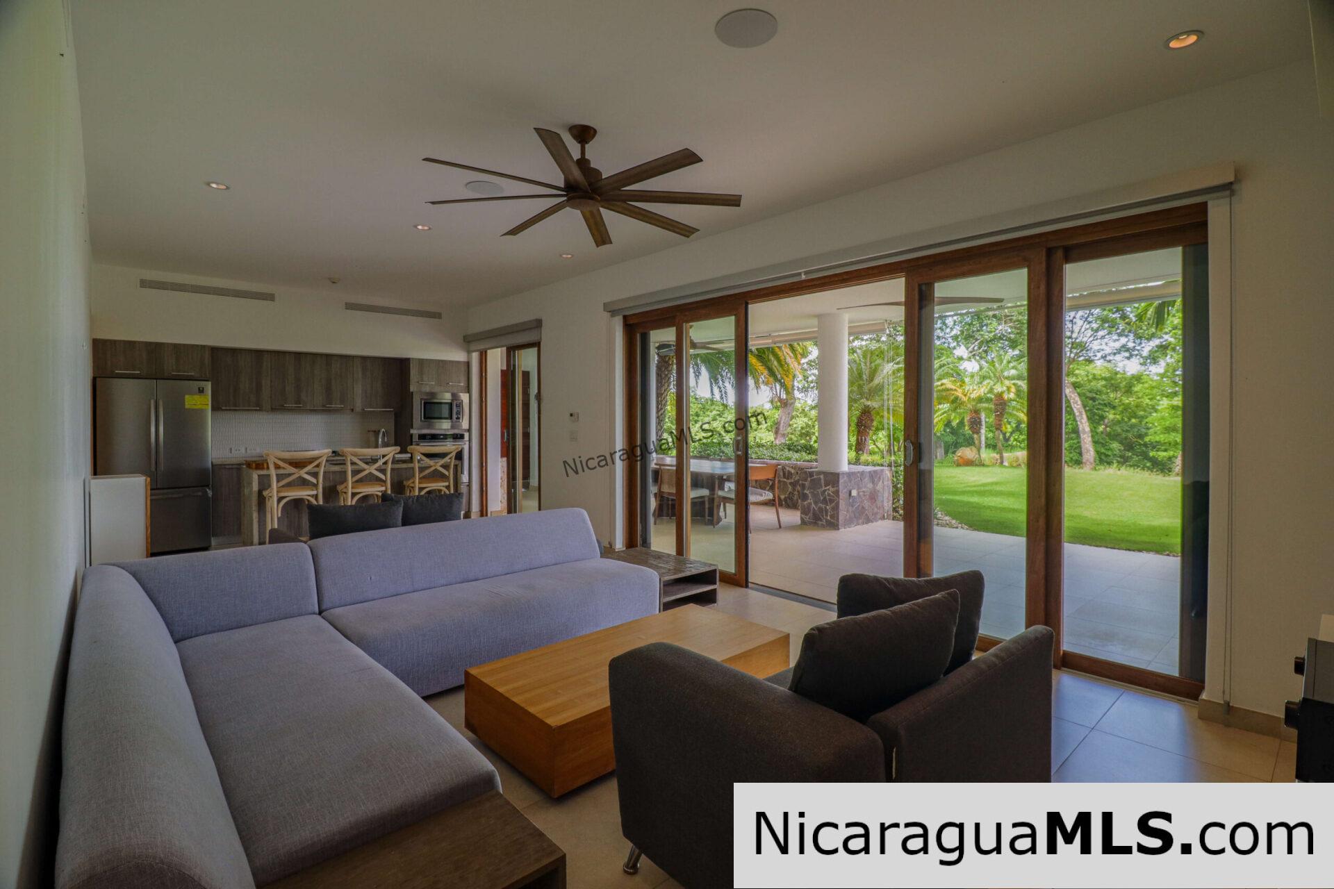 Condo F2 in Las Terrazas, Guacalito de la Isla