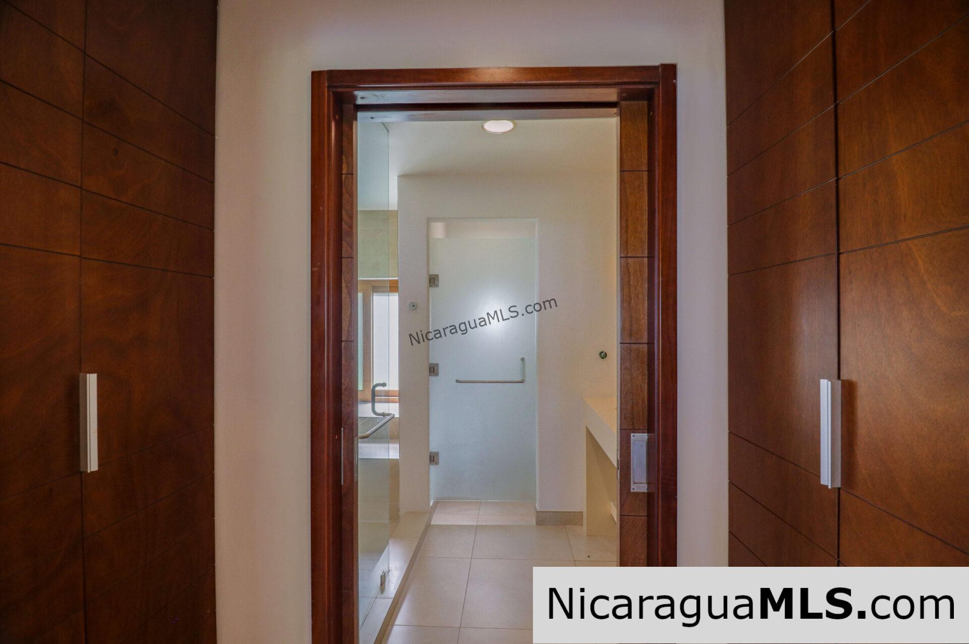 Condo F2 in Las Terrazas, Guacalito de la Isla
