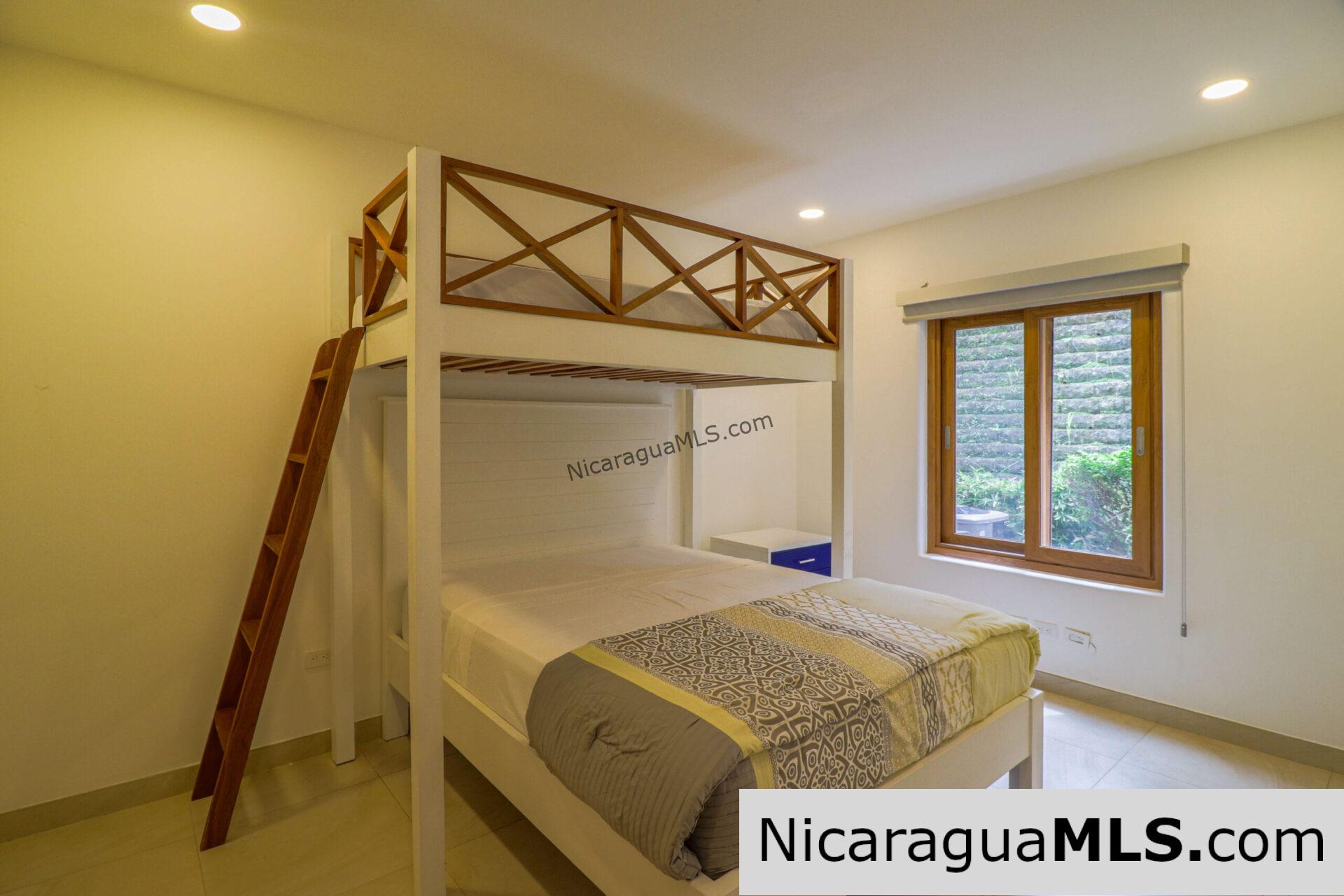 Condo F2 in Las Terrazas, Guacalito de la Isla
