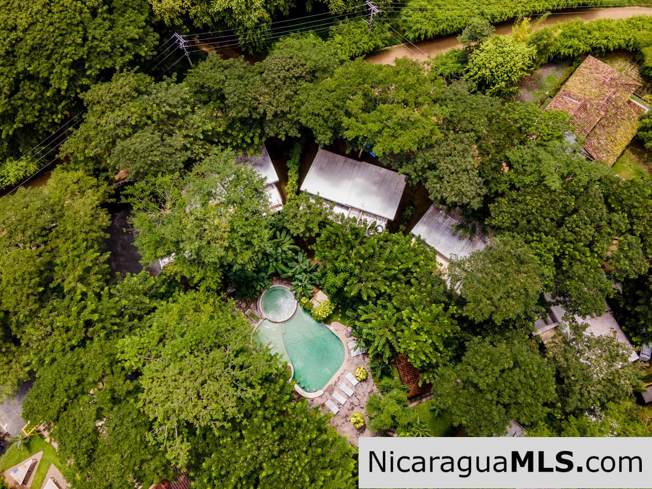 Beach House Walking Distance to Ocean at Hacienda Iguana
