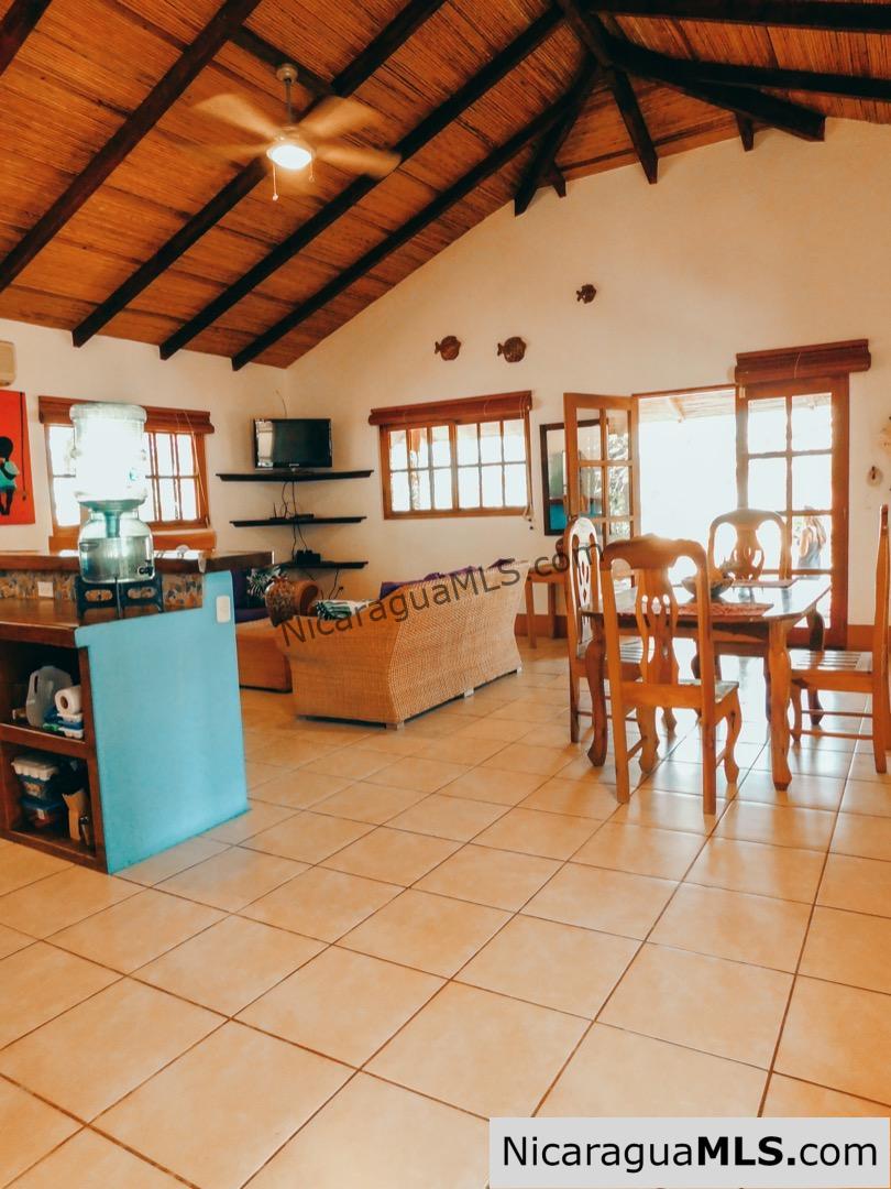 Mango Rosa 2 Bedroom House Near Playa Maderas & Majagual