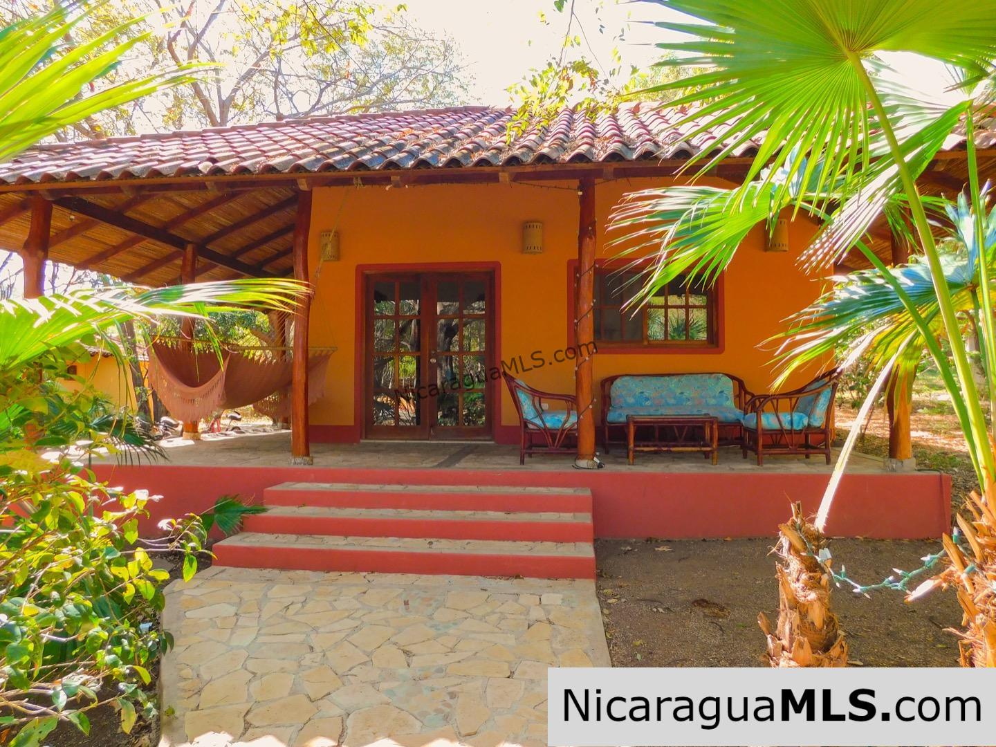 Mango Rosa 2 Bedroom House Near Playa Maderas & Majagual