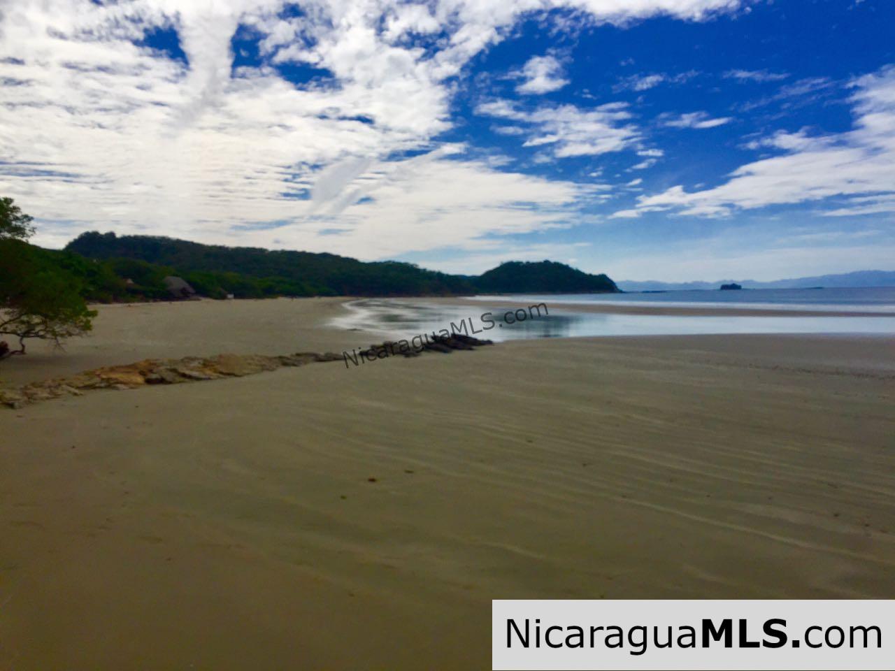 Beachfront lot Playa El Coco