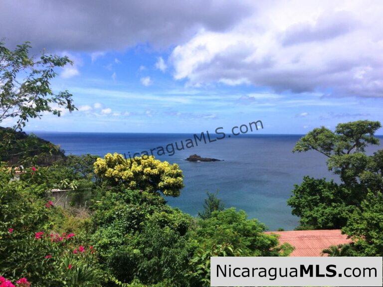 Price Slashed! Your Dream Retreat Awaits at Casa Bella Vista