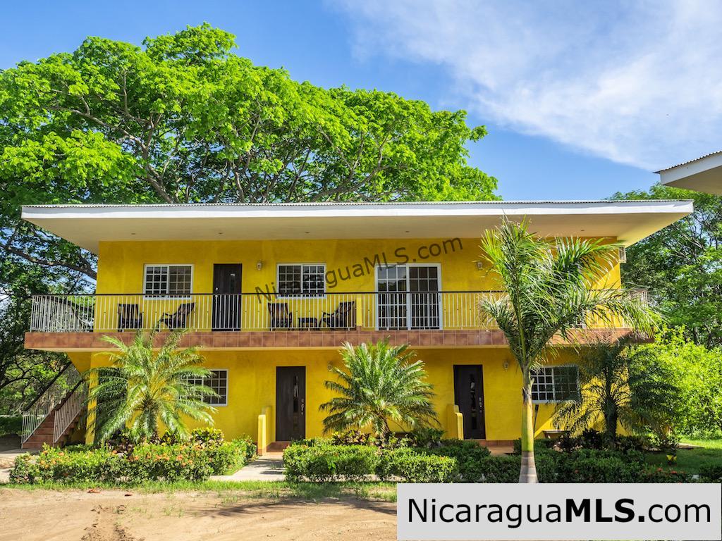 2 Bedroom 2 Story Townhouse Style Condo for Rent in Las Escadas