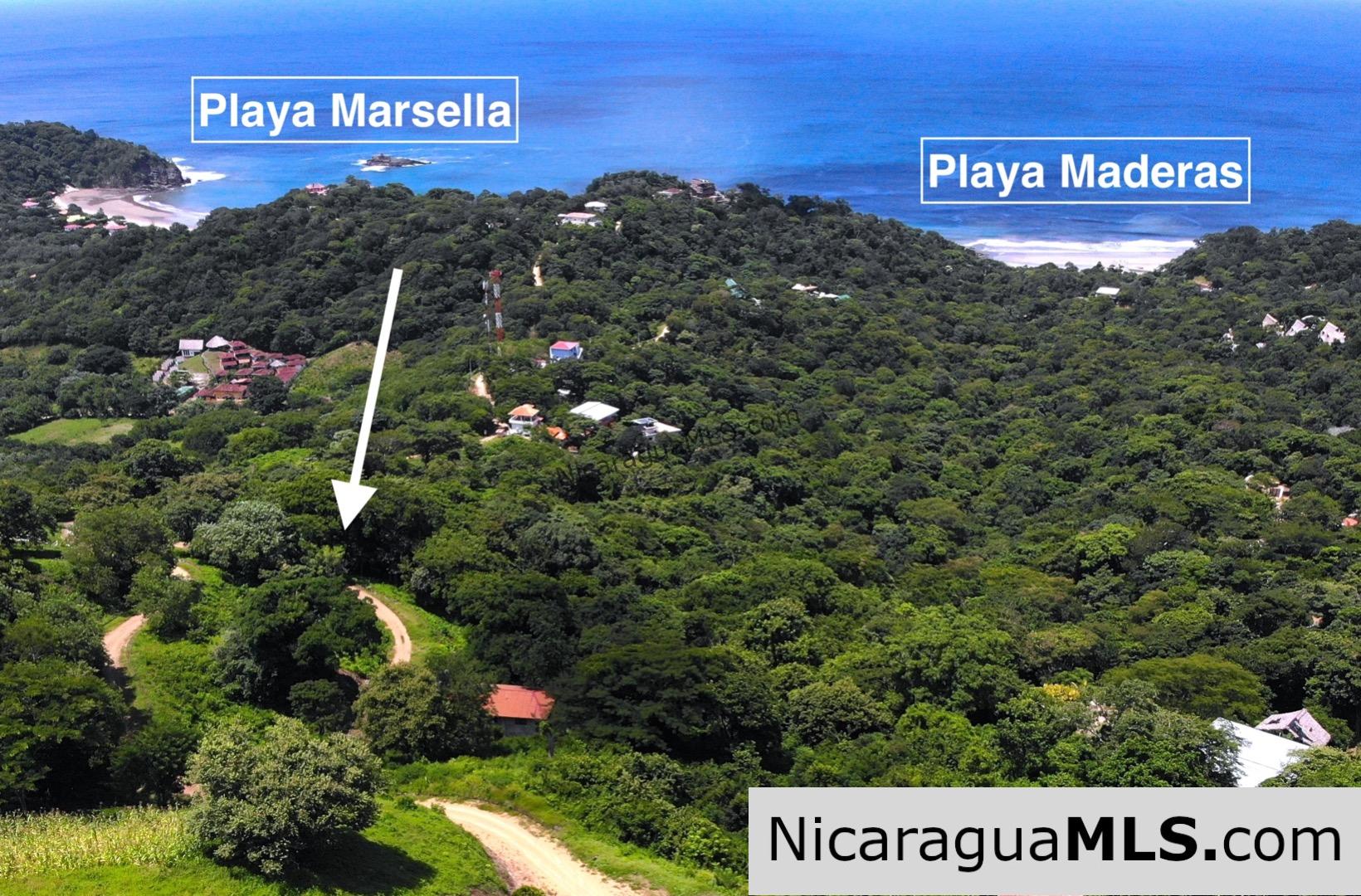 Surf view lot at Playa Maderas