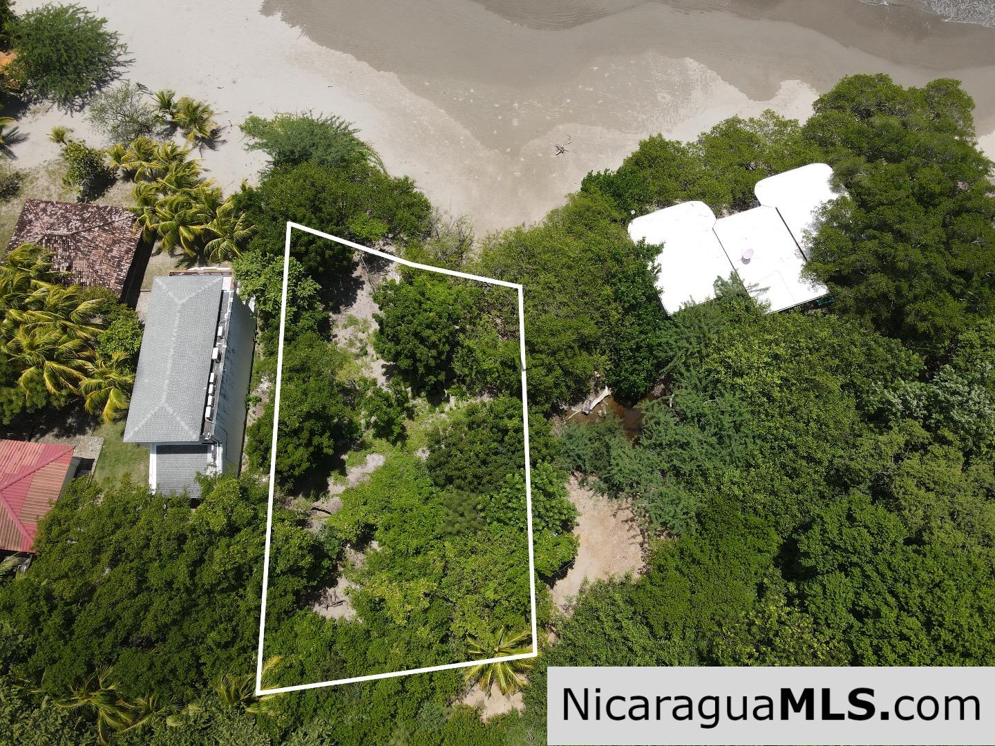 Beachfront lot Playa El Coco