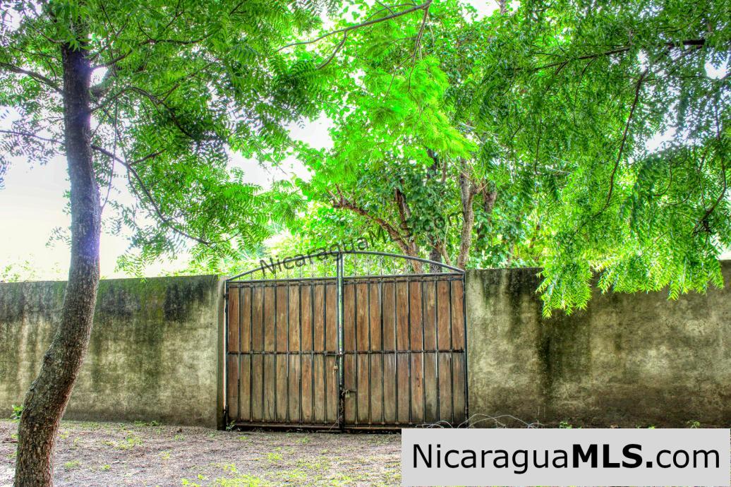 Beautiful Park Setting 4.5 Acres on Road to Maderas
