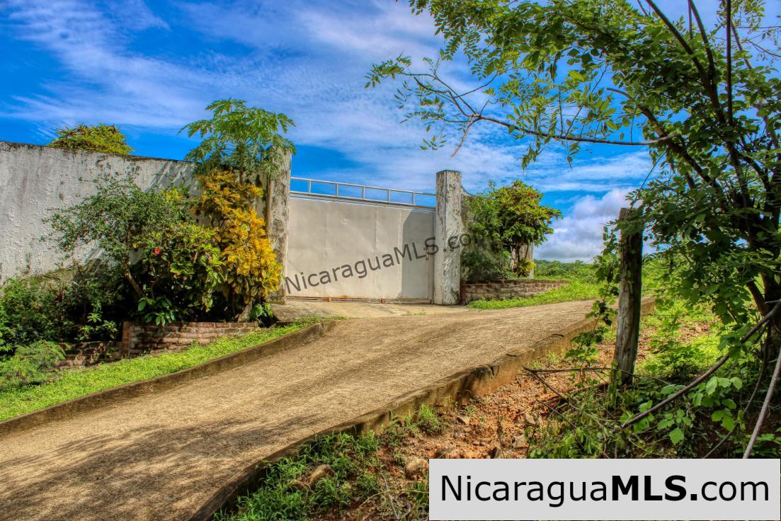 Panoramic View Estate 3 bed house 8.5 Acres in El Oro