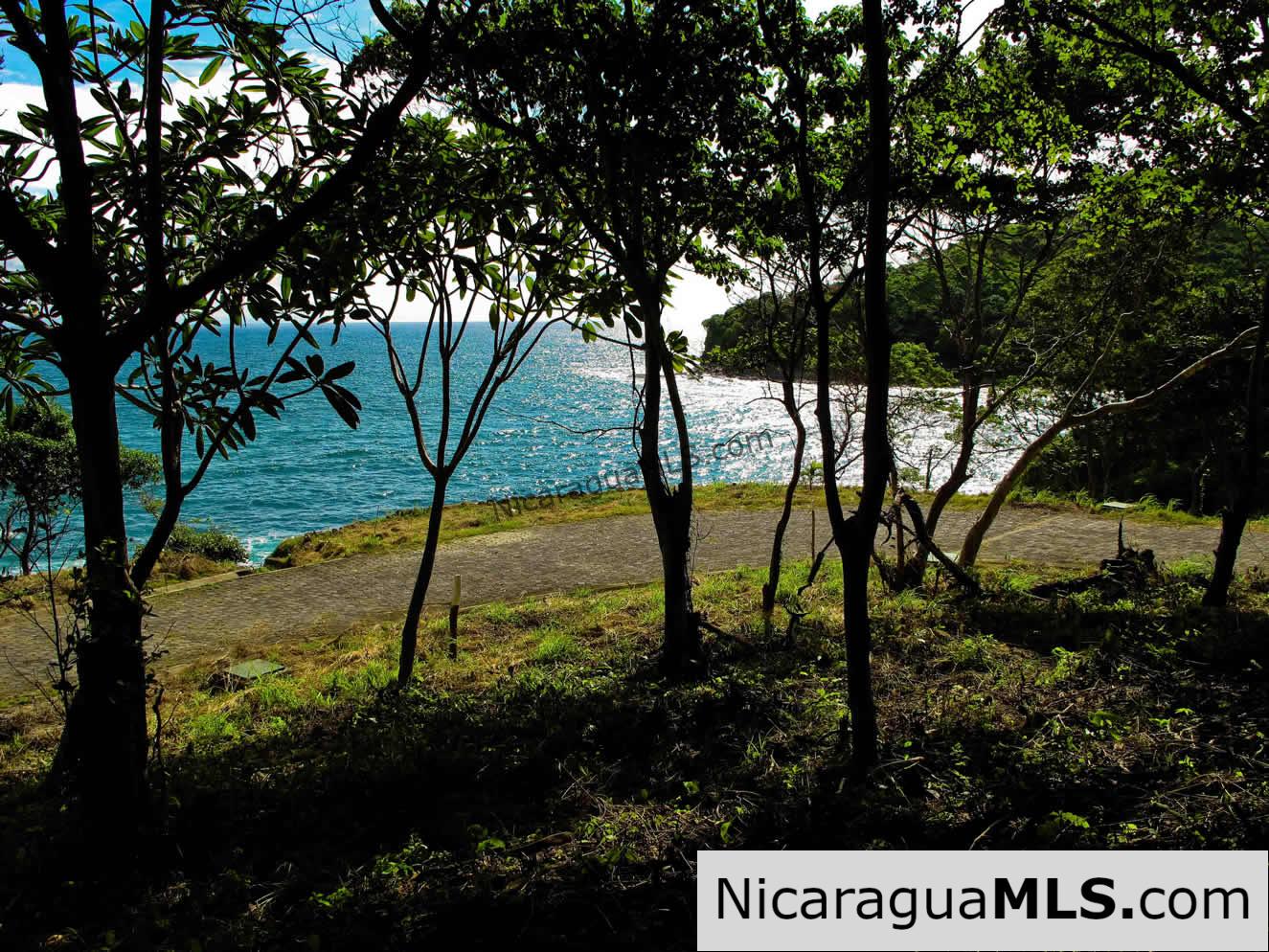 Oceanfront Lot Less than 5 Minutes from San Juan del Sur
