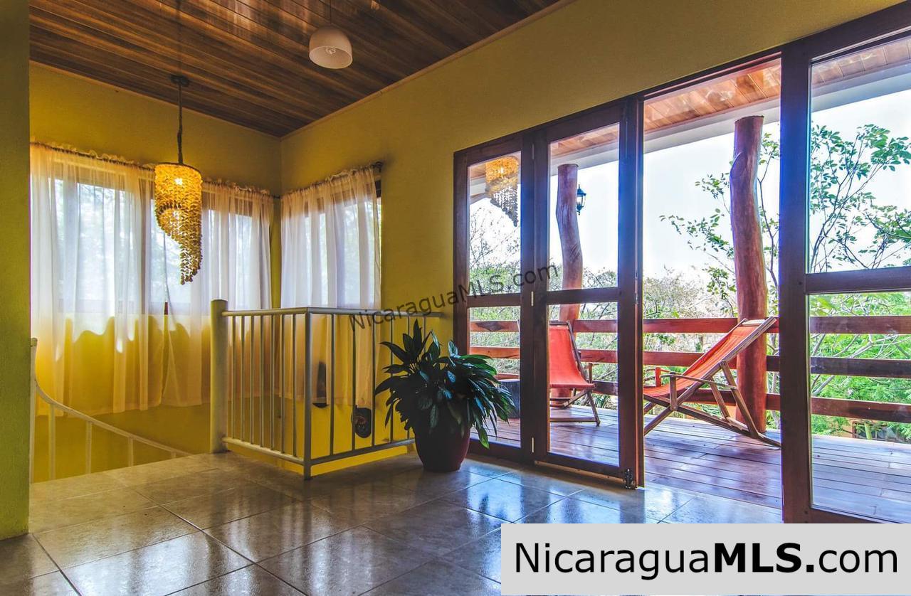 Beautiful 2 Bedroom home at Mango Rosa North Of San Juan del Sur