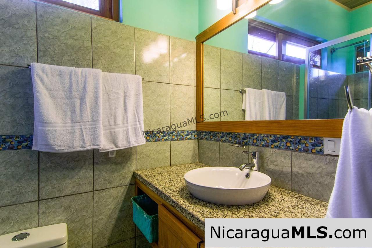 Beautiful 2 Bedroom home at Mango Rosa North Of San Juan del Sur