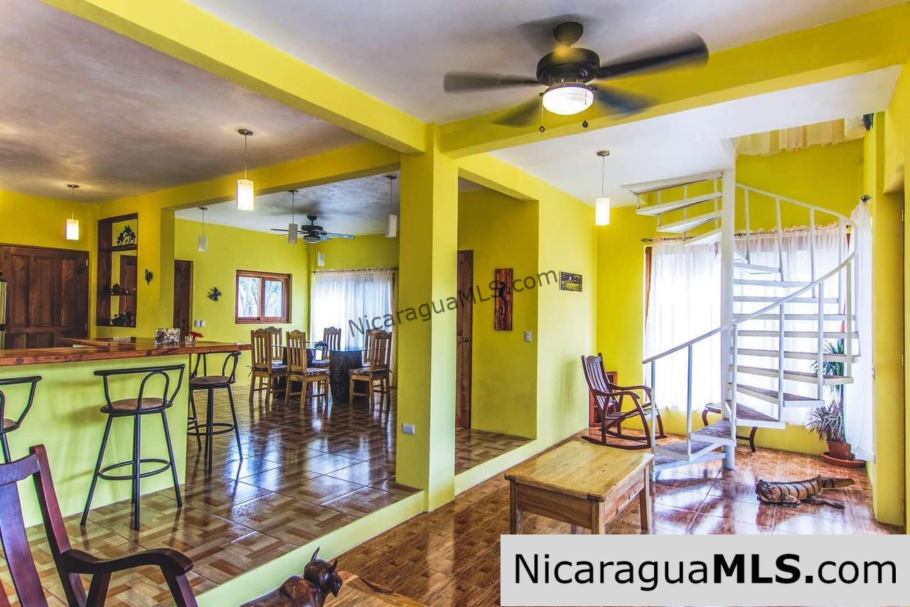 Beautiful 2 Bedroom home at Mango Rosa North Of San Juan del Sur