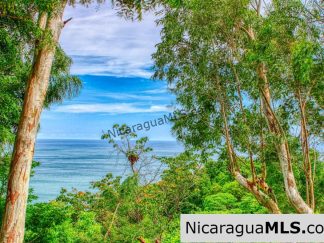 Lot 14 in Pacific Marlin San Juan del Sur