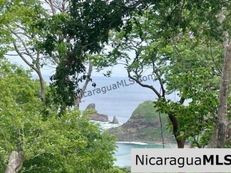 Lots in Las Terrazas de Playa Maderas.