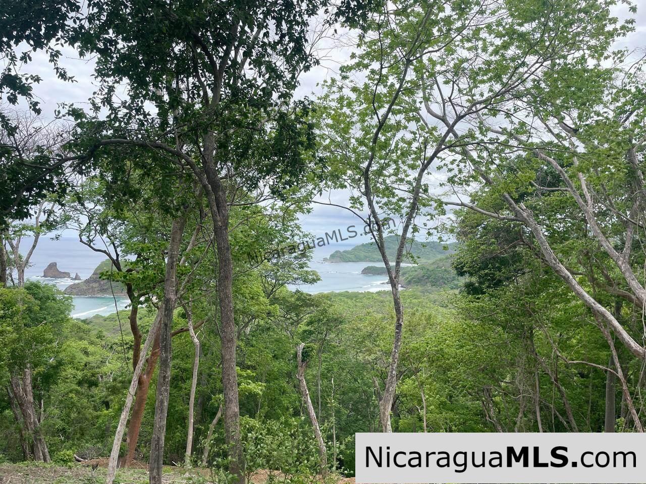Lots in Las Terrazas de Playa Maderas.