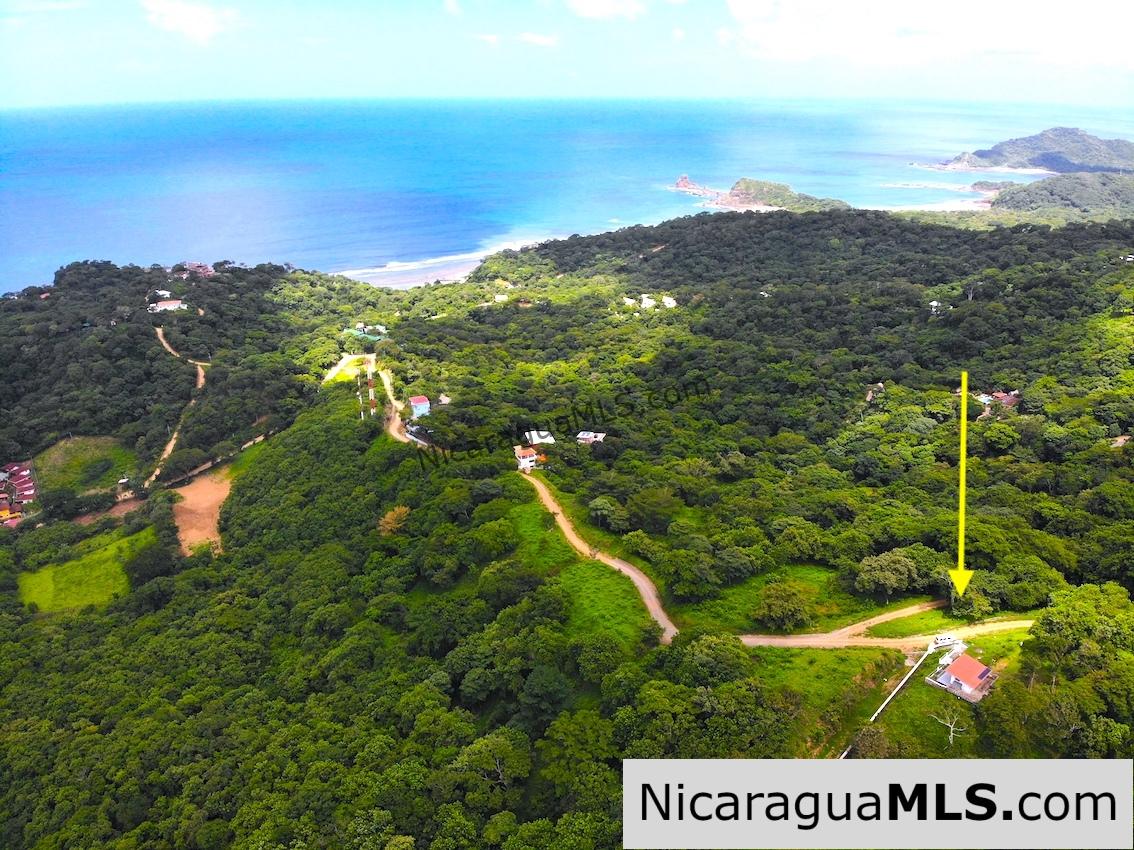 Ocean view studio overlooking Playa Maderas