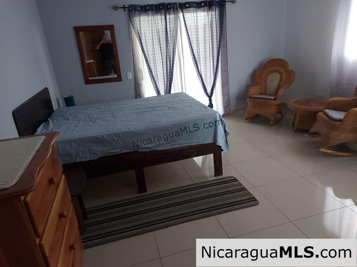 For Rent Beautiful 3Beds 3Baths House in Little Bavaria