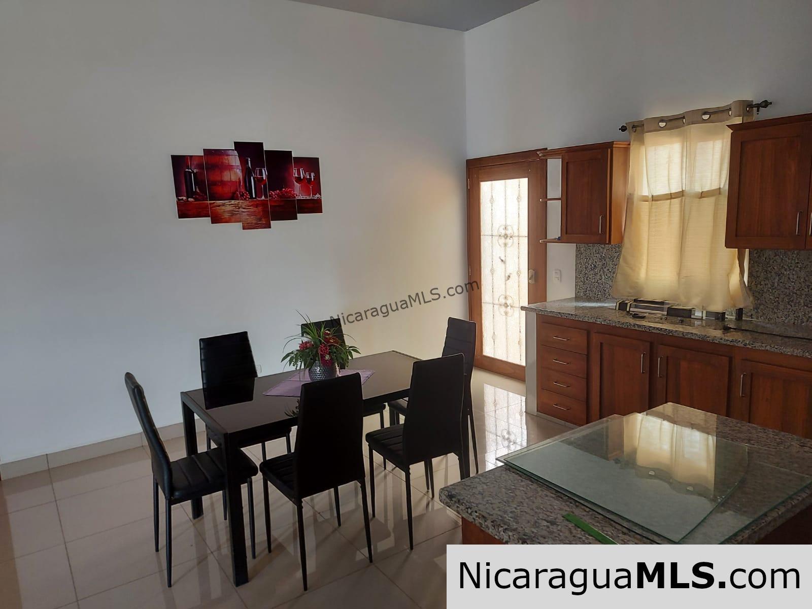 For Rent Beautiful 3Beds 3Baths House in Little Bavaria