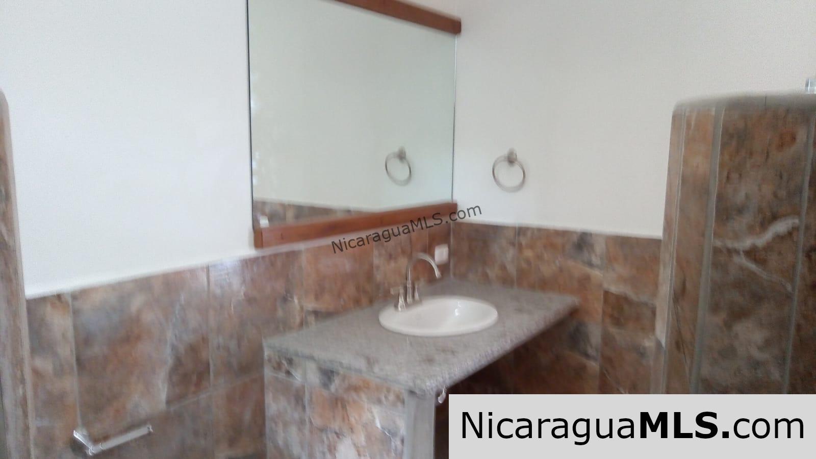 For Rent Beautiful 3Beds 3Baths House in Little Bavaria