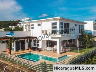 Luxurious House With Ocean View in San Juan Del Sur