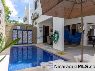 Townhouse at Colinas de Miramar Walking Distance to Beach and San Juan del Sur