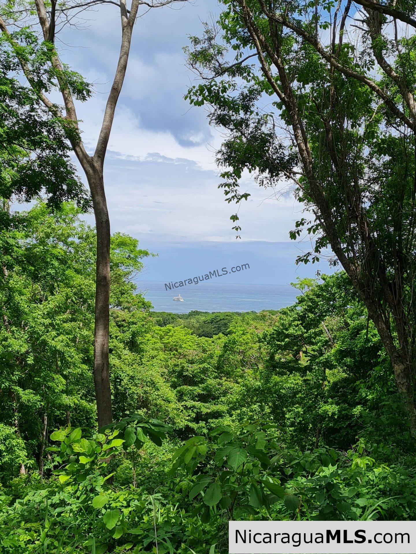 Lots Arcos del Sol in Guacalito de la Isla. Tola – Nicaragua
