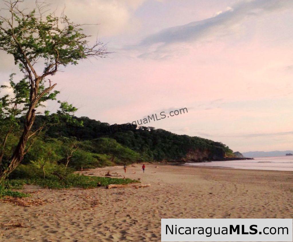 Costa Dulce Beachfront Lot B16