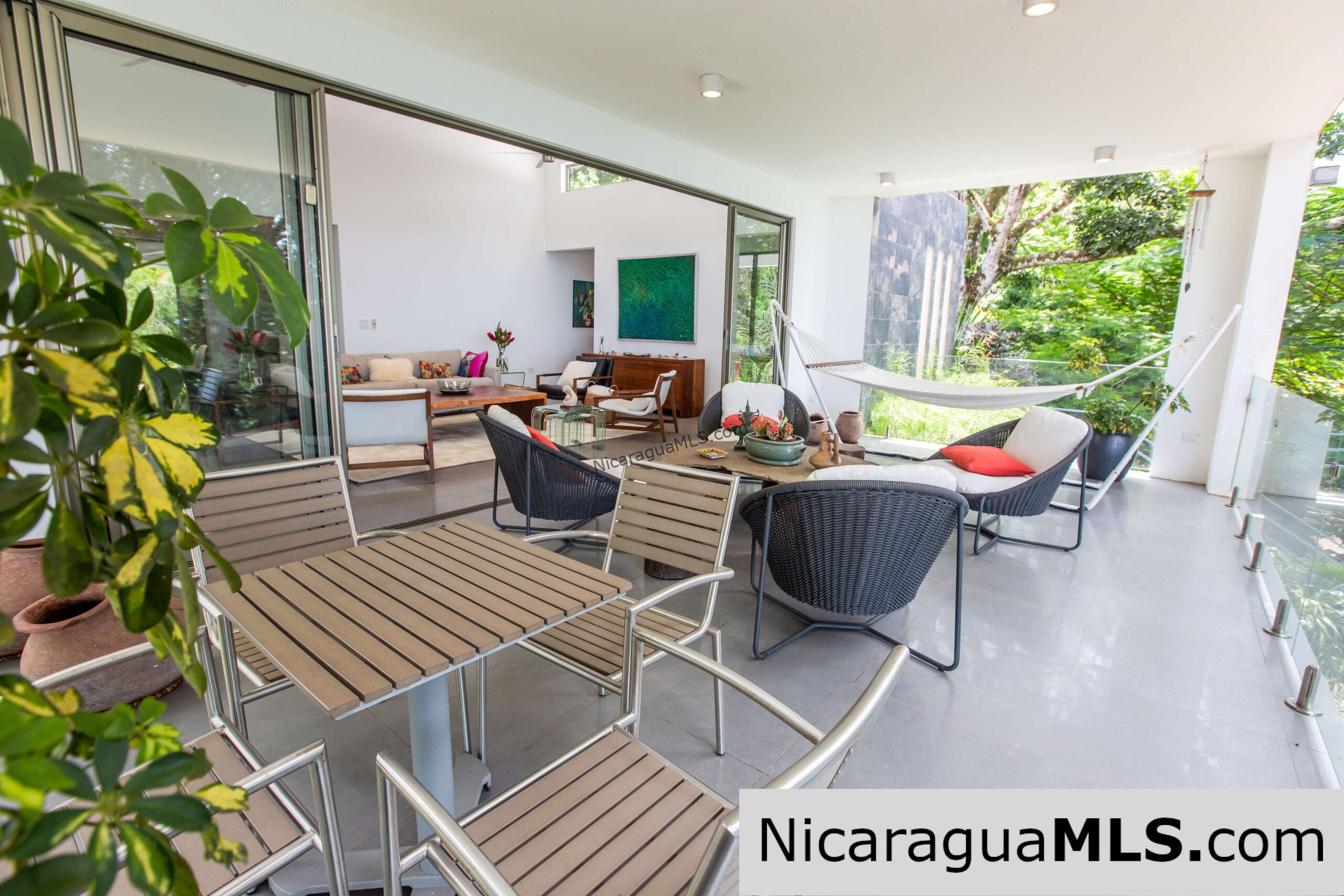 4 Bedrooms house, Mona Gaia in Mombacho, Granada.