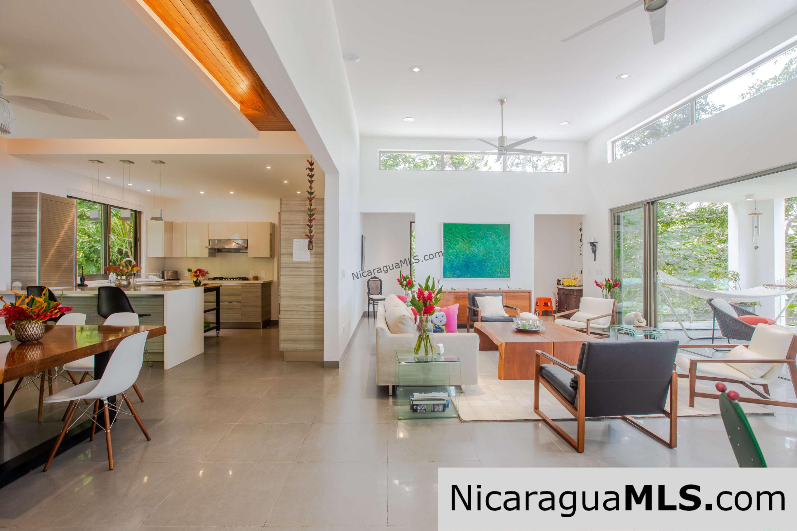 4 Bedrooms house, Mona Gaia in Mombacho, Granada.