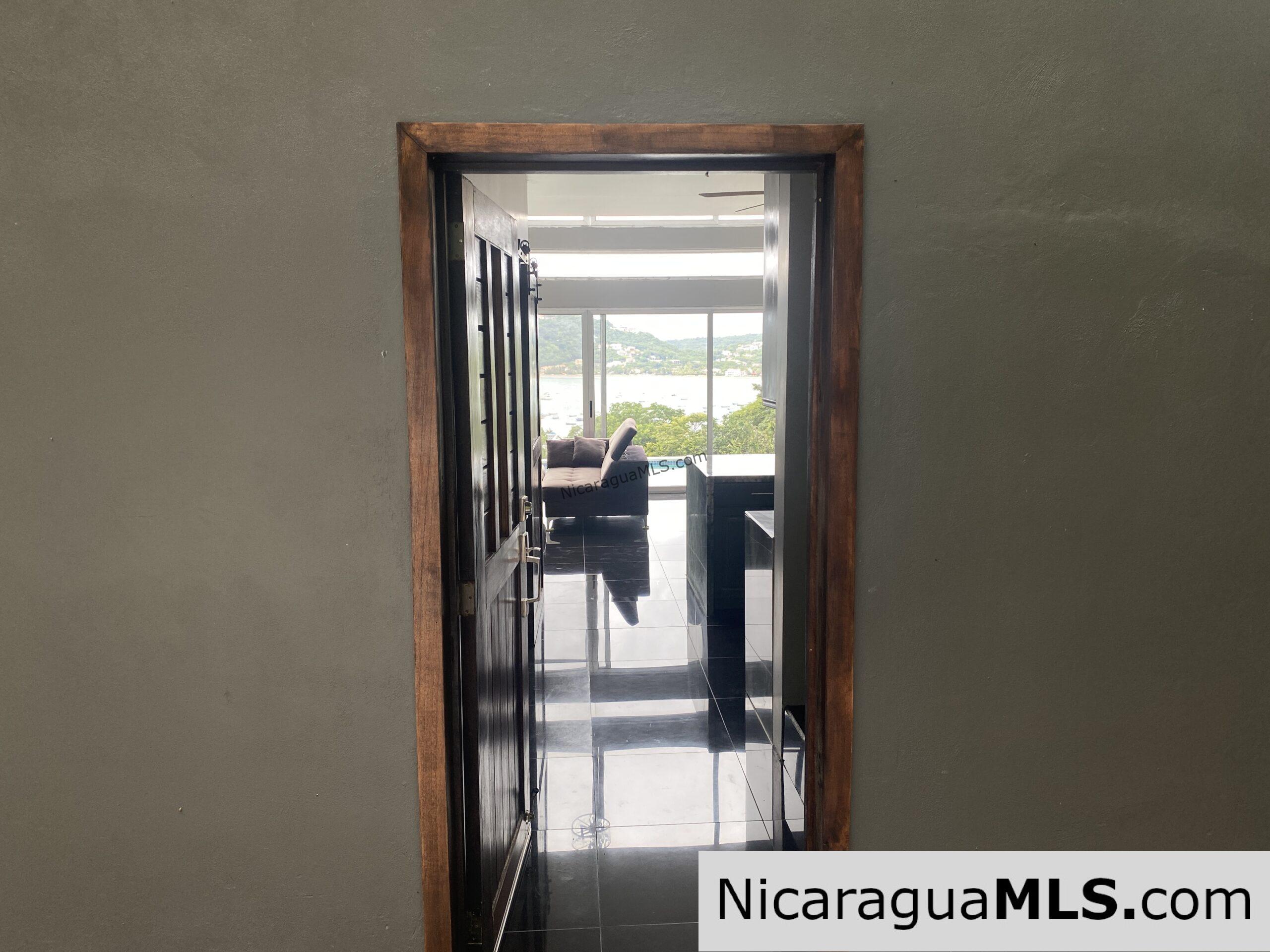 Elegant living with SJDS whitewater bay views - just completed!