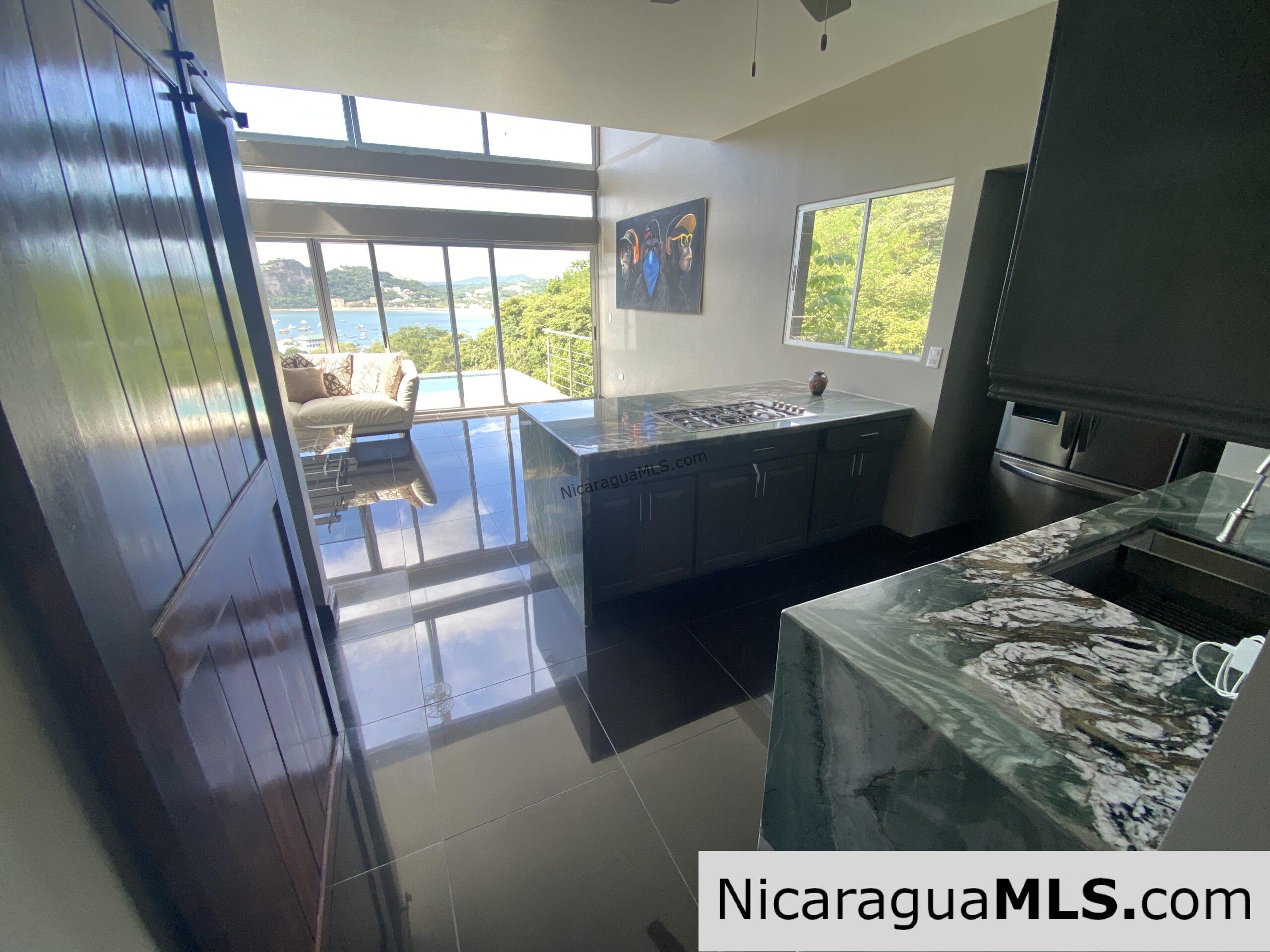 Elegant living with SJDS whitewater bay views - just completed!