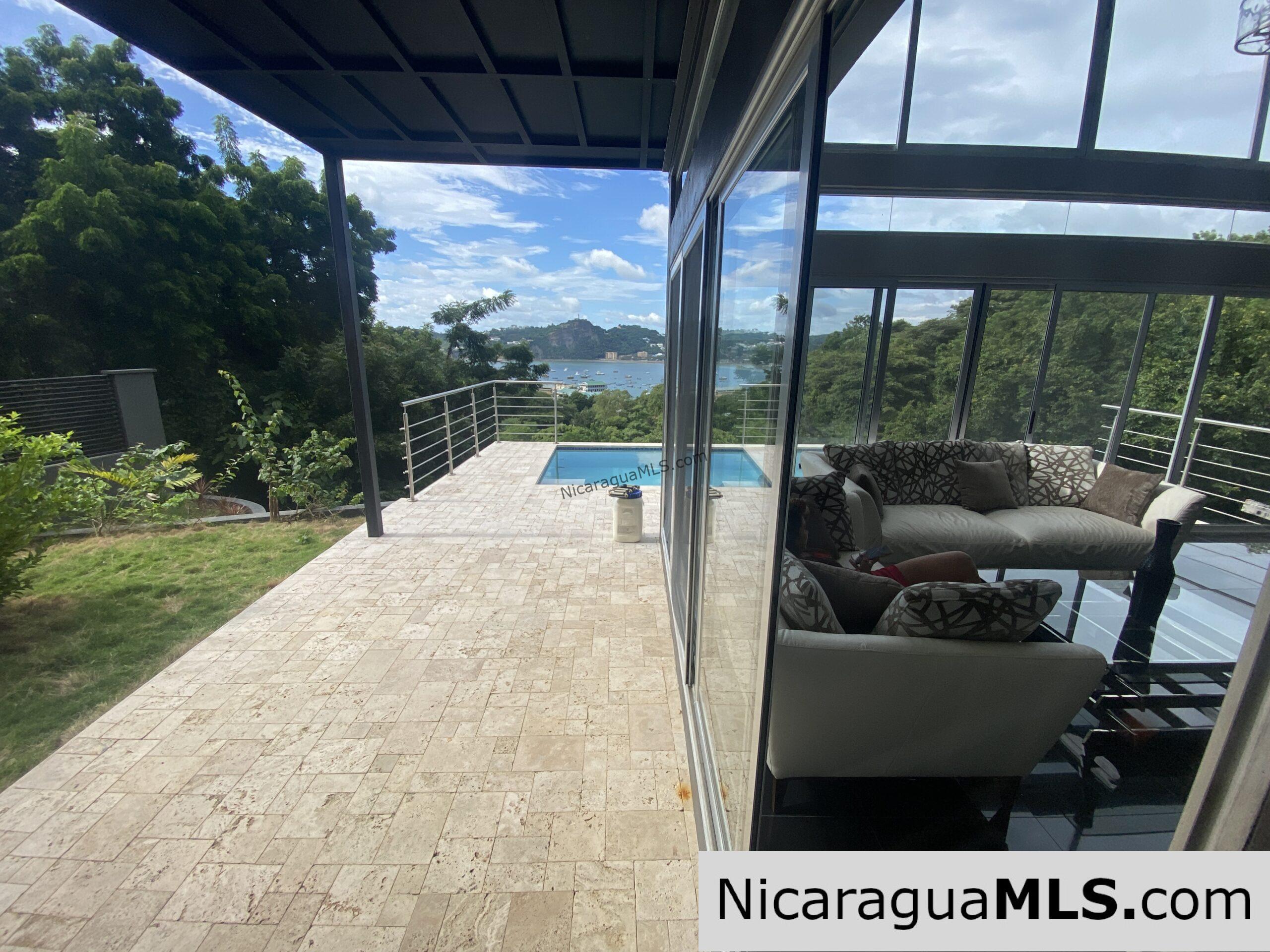 Elegant living with SJDS whitewater bay views - just completed!
