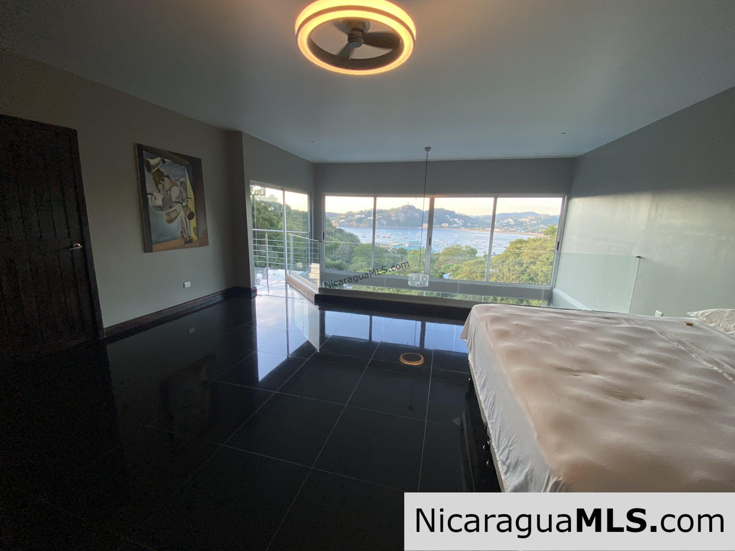 Elegant living with SJDS whitewater bay views - just completed!