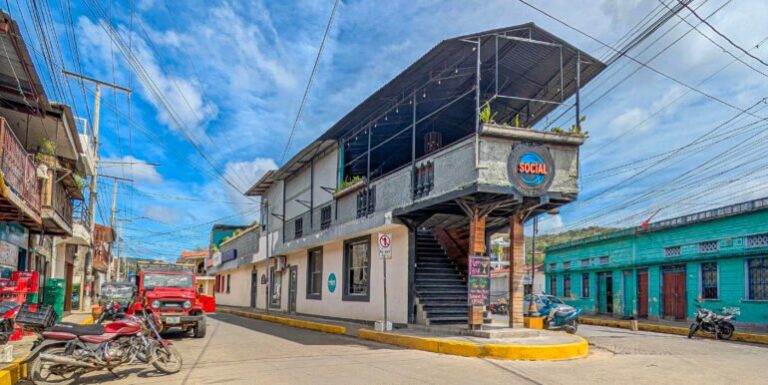 Price Update Alert: Own San Juan’s Most Buzzing Rooftop Bar!