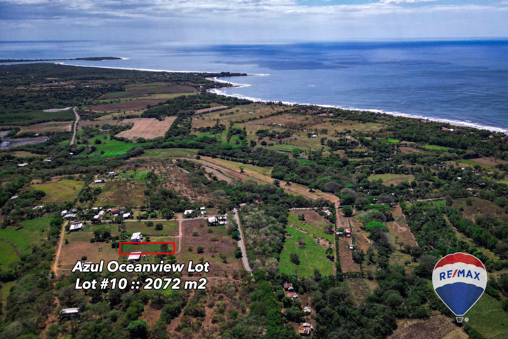 Aposentillo Surf Lot in a Residential Community