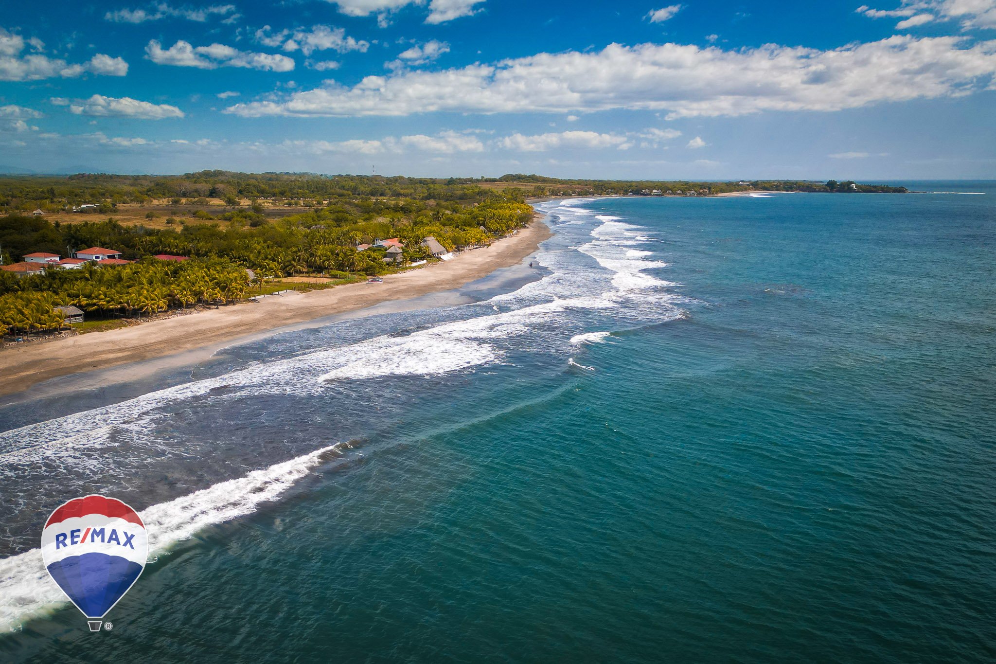 Aposentillo Surf Lot in a Residential Community - Image 18
