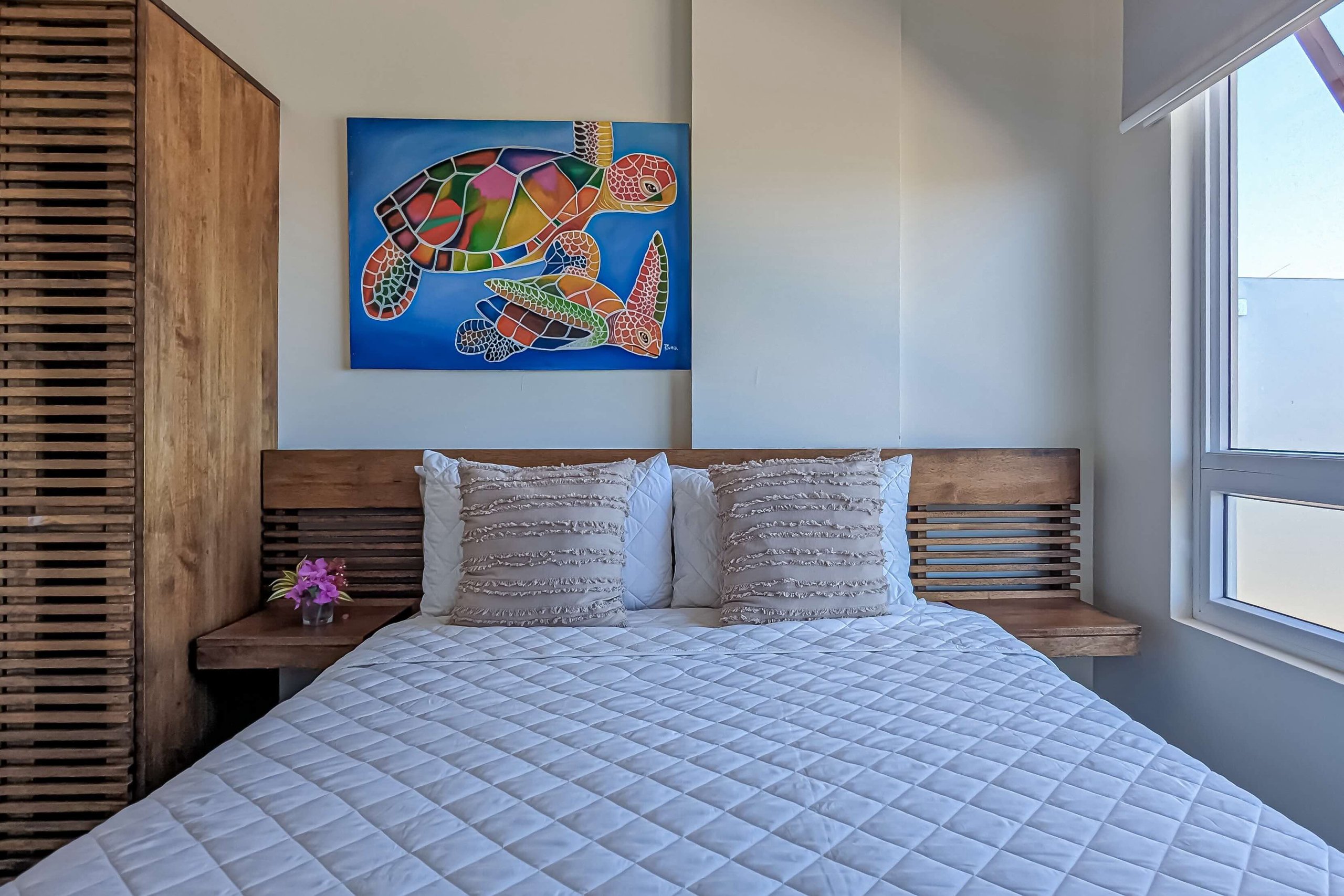 Upscale Ocean View Condo In An Unbeatable Location - Image 18